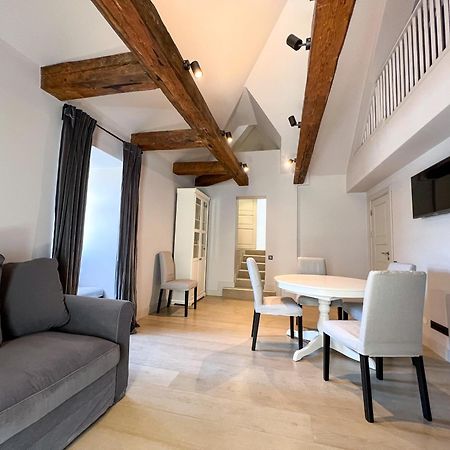 Old Riga Attic Apartment Bagian luar foto